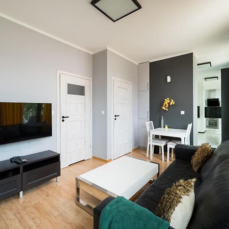 Ochota Deluxe Apartment 바르샤바 외부 사진