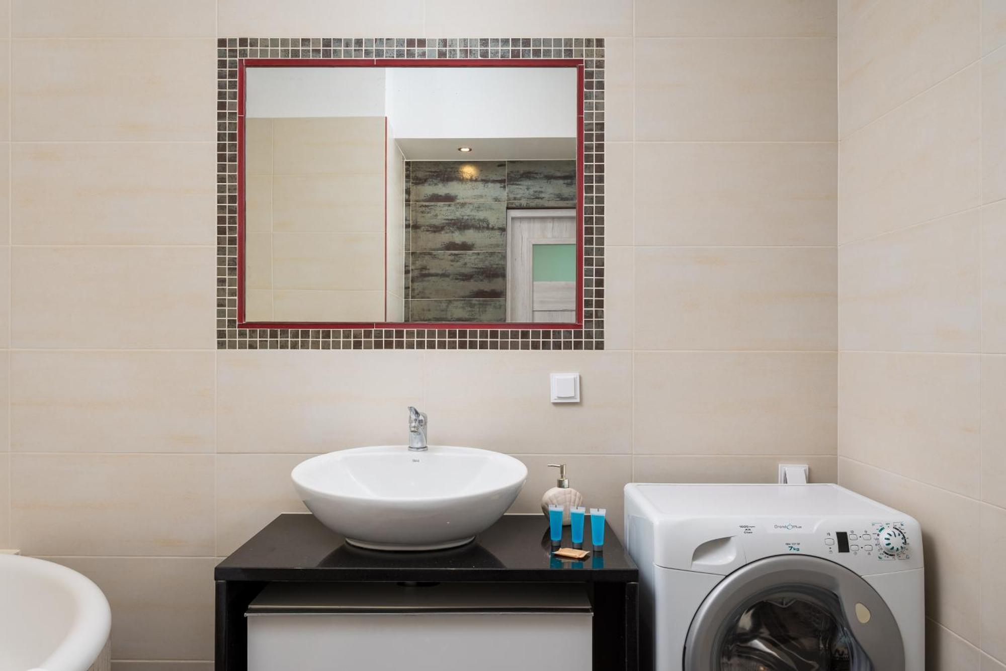 Ochota Deluxe Apartment 바르샤바 외부 사진