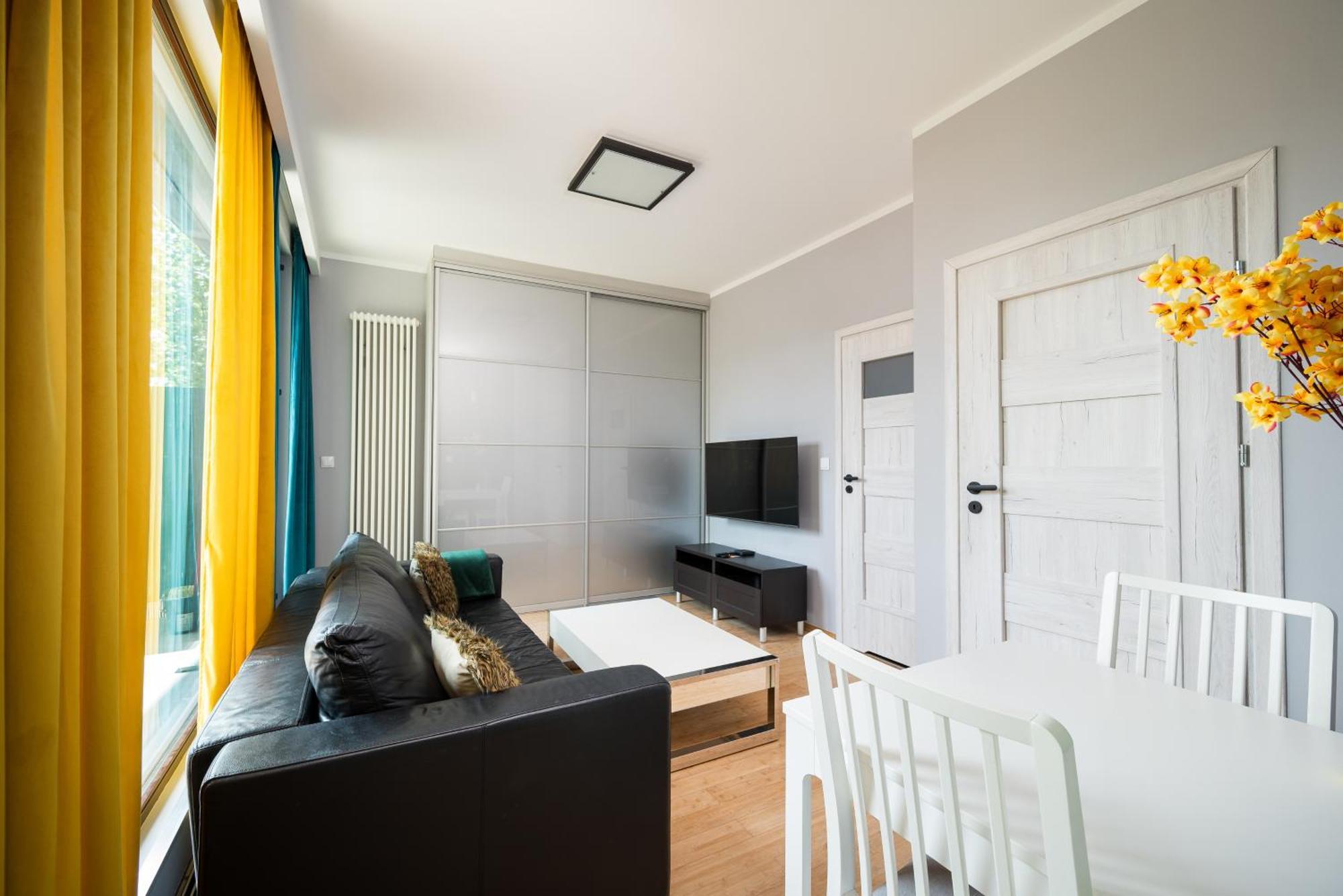 Ochota Deluxe Apartment 바르샤바 외부 사진